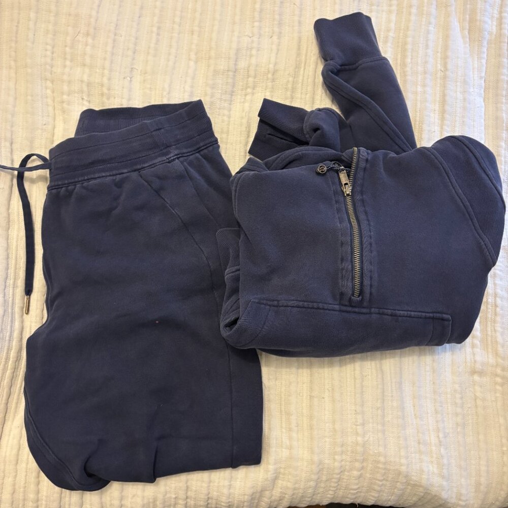 Scuba Set High-Rise Jogger size 8 and Scuba Hoodie in Night Sea Blue